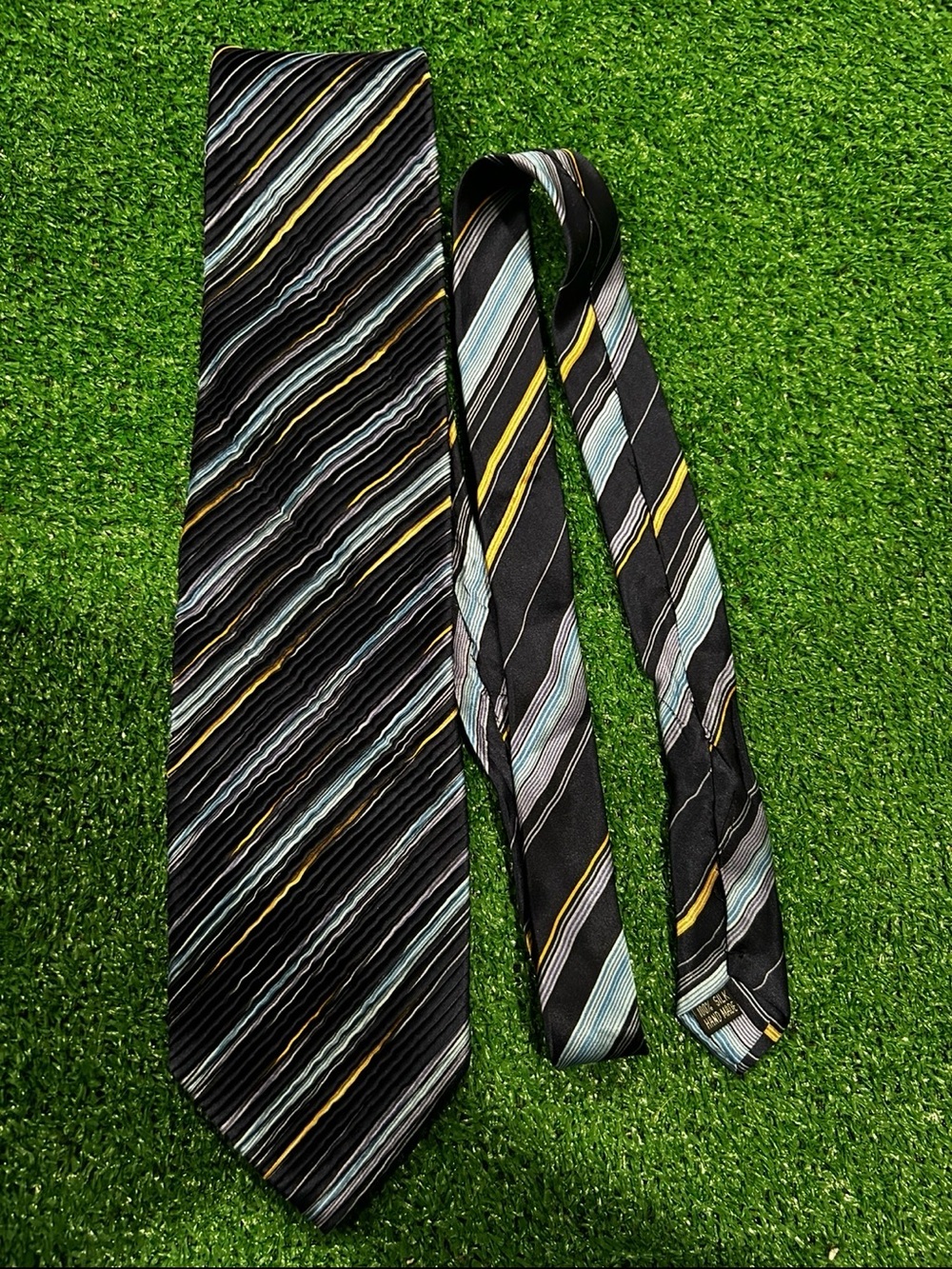 Vintage OGGI Silk Necktie Black Blue Yellow Striped